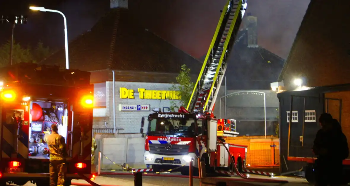 Explosies veroorzaken chaos in de nacht - Foto 8