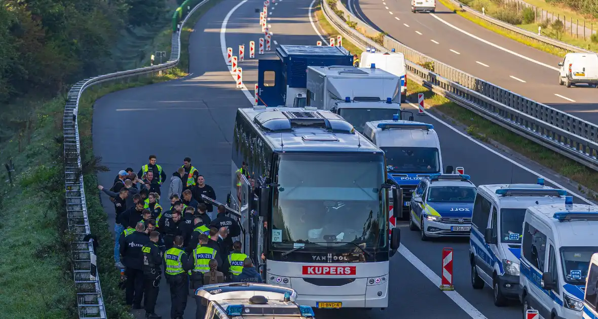 Grote grenscontrole op PSV-fans