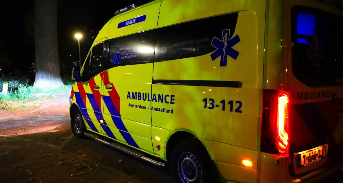 Scootmobiel bestuurder uit water gered - Foto 2