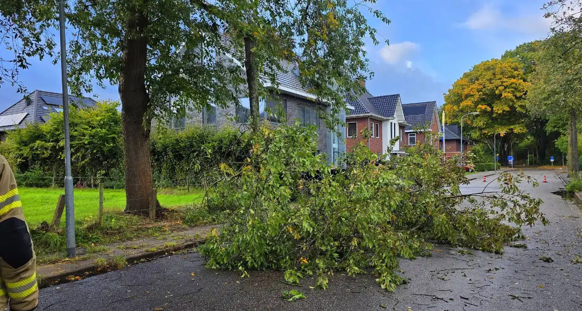 Storm Amy zorgt voor gevaarlijke situatie - Foto 2
