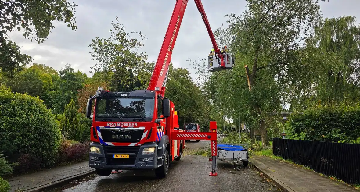 Storm Amy zorgt voor gevaarlijke situatie - Foto 6