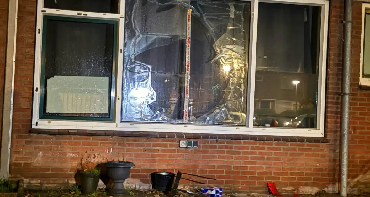 Onderzoek naar nachtelijke explosie - Foto 2