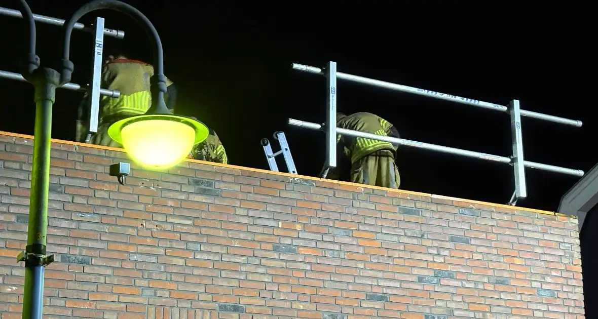 Waterlekkage ontdekt bij winkel - Foto 4