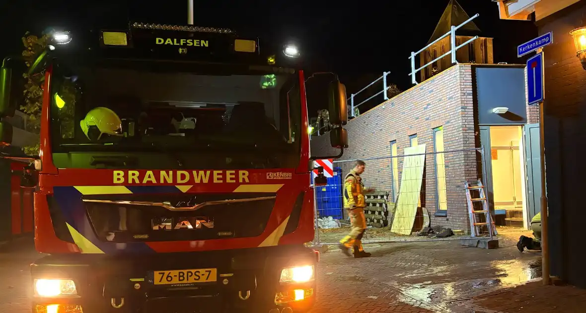 Waterlekkage ontdekt bij winkel - Foto 8