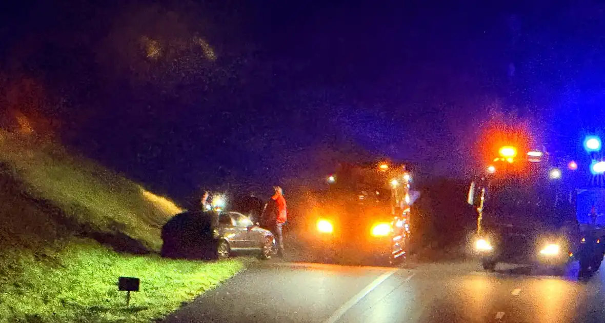 Auto tolte op snelweg zonder gewonden