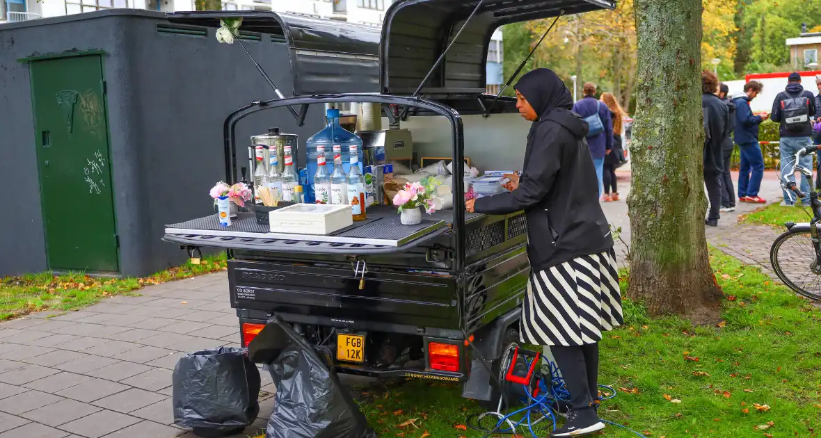 Flatbewoners mogen nog niet naar huis na dodelijke brand - Foto 6