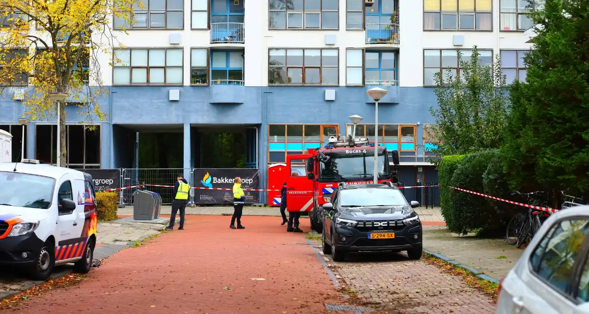 Flatbewoners mogen nog niet naar huis na dodelijke brand - Foto 8