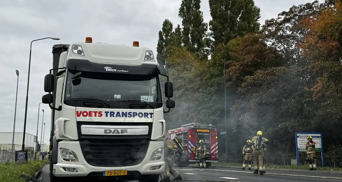 Vrachtwagenchauffeur ontdekt brand - Foto 2