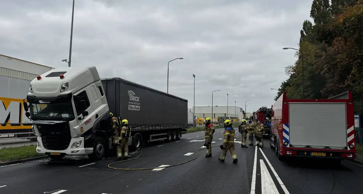 Vrachtwagenchauffeur ontdekt brand - Foto 7