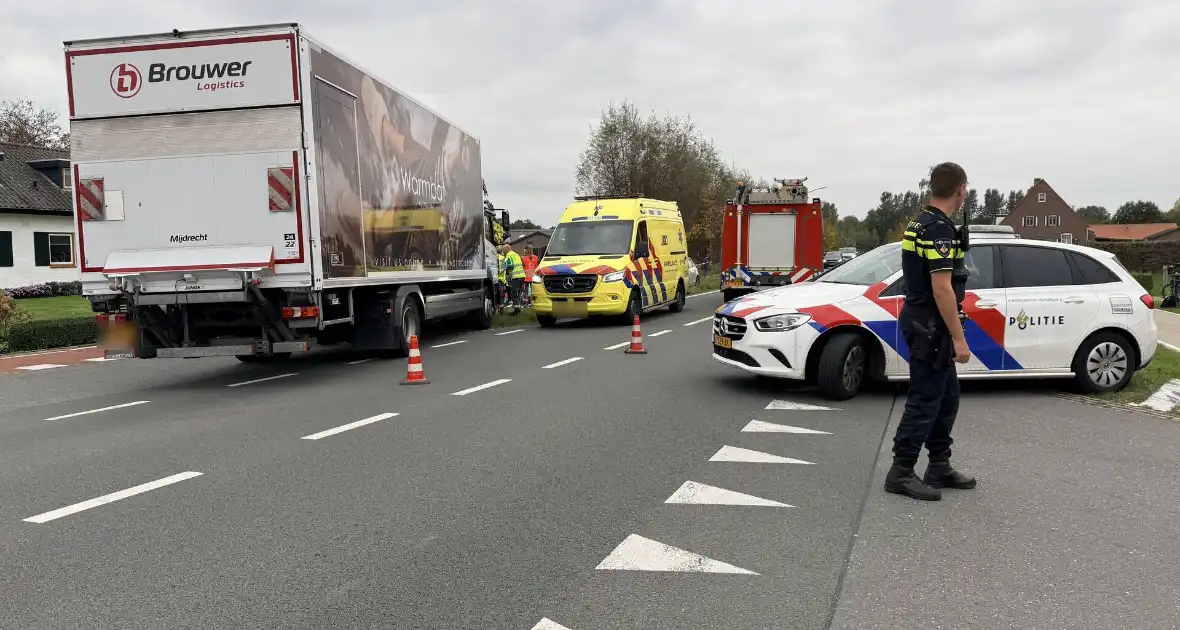 Fietser overleden na aanrijding met vrachtwagen - Foto 2