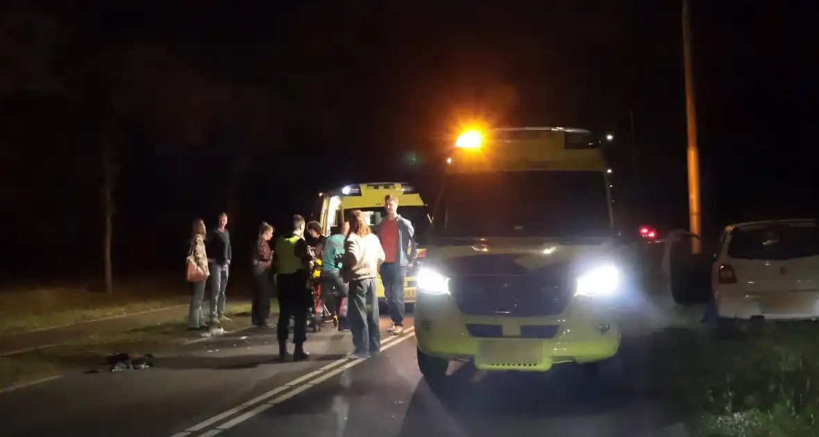 Zwaargewonde bij aanrijding in Laren - Foto 4