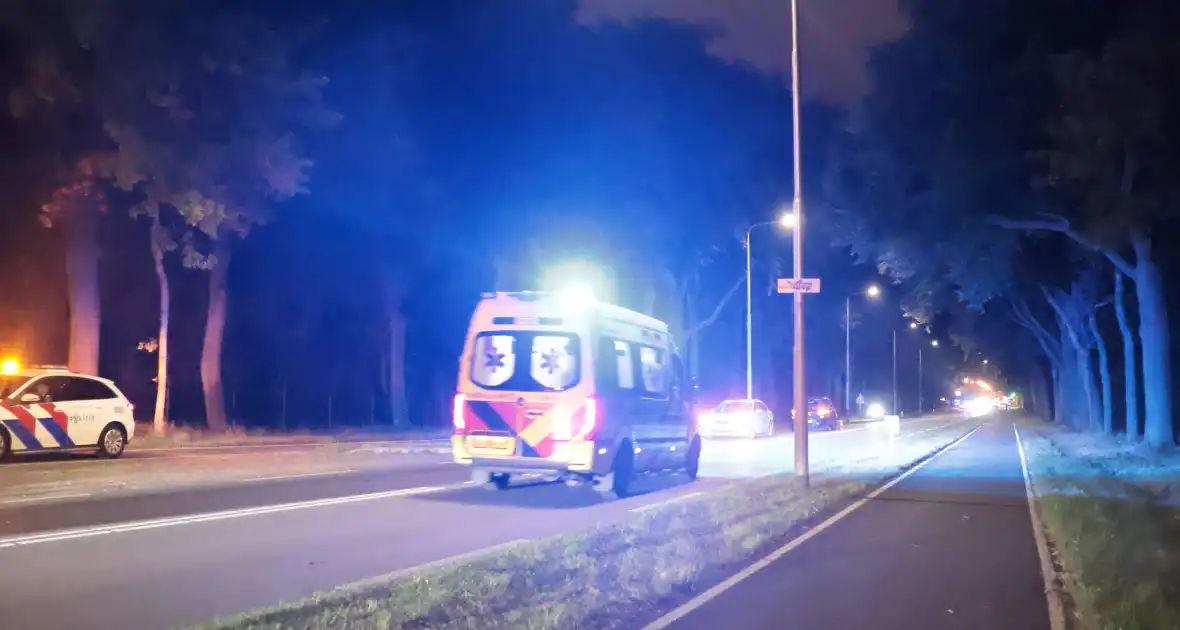 Zwaargewonde bij aanrijding in Laren - Foto 7