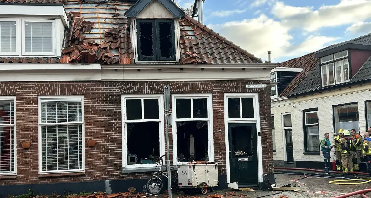 Enorme schade door woningbrand - Foto 3