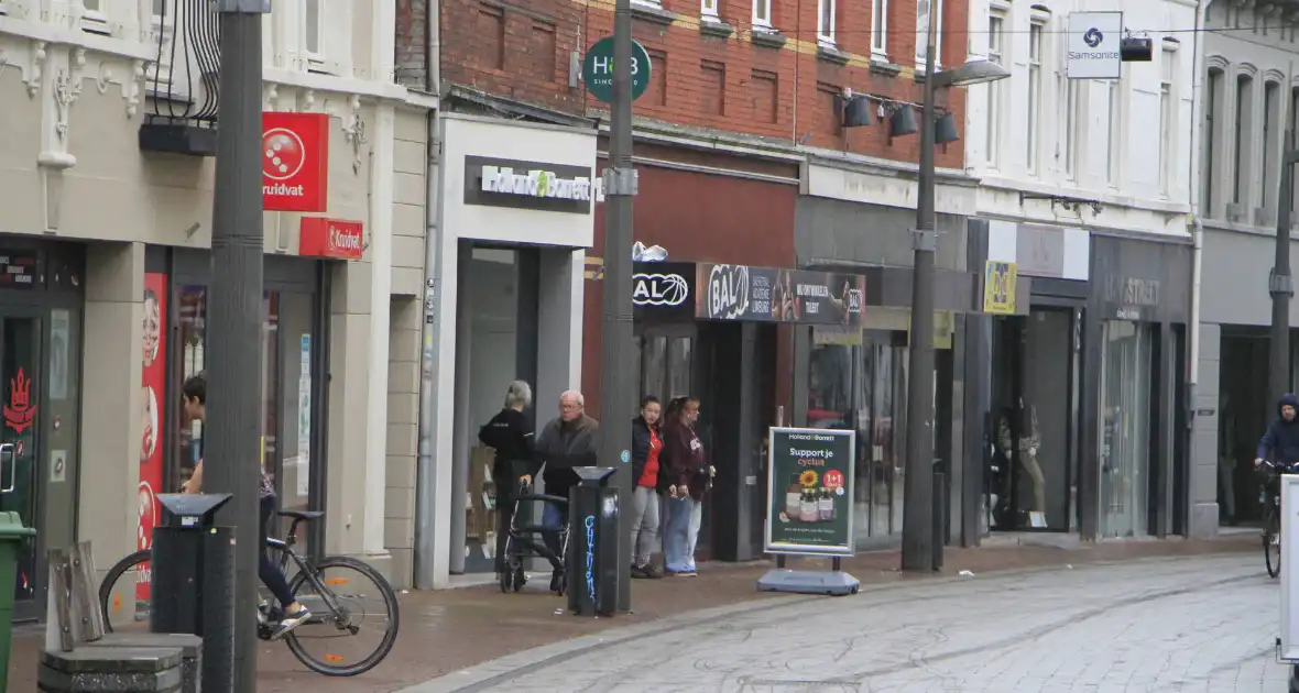 Stroomstoring sluit winkels tijdelijk - Foto 3