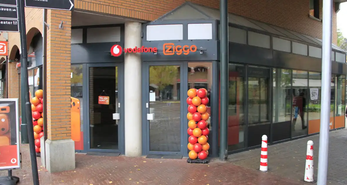 Stroomstoring sluit winkels tijdelijk - Foto 6