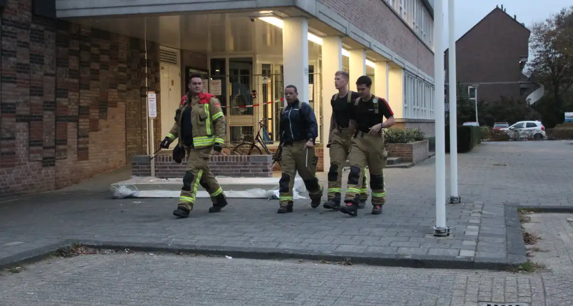 Liftprobleem op politiebureau - Foto 1