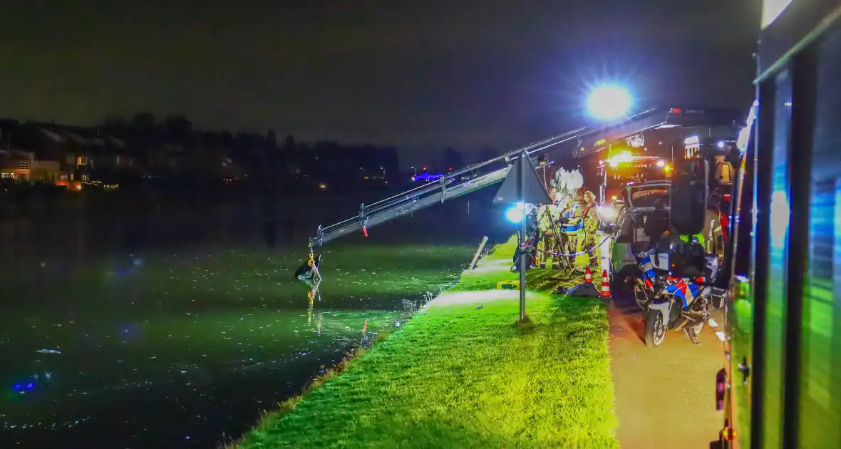 Inzittende auto in kritieke toestand na ongeval - Foto 3