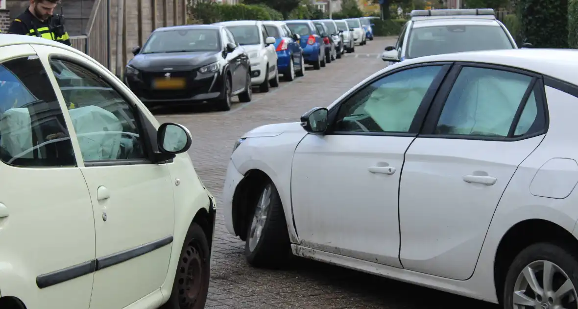 Airbags geactiveerd bij voertuigbotsing - Foto 2