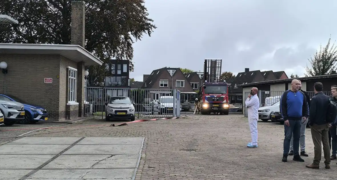 Industriebrand leidt tot grootschalige inzet - Foto 1