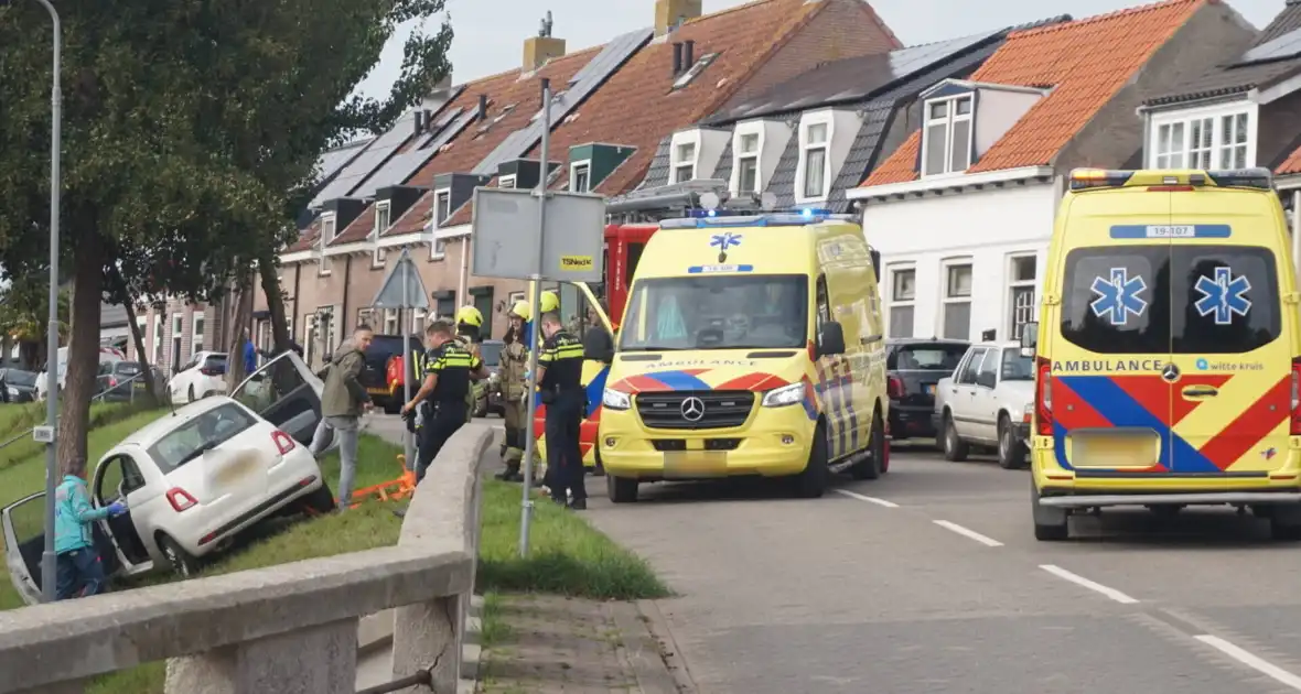 Auto van dijk gereden