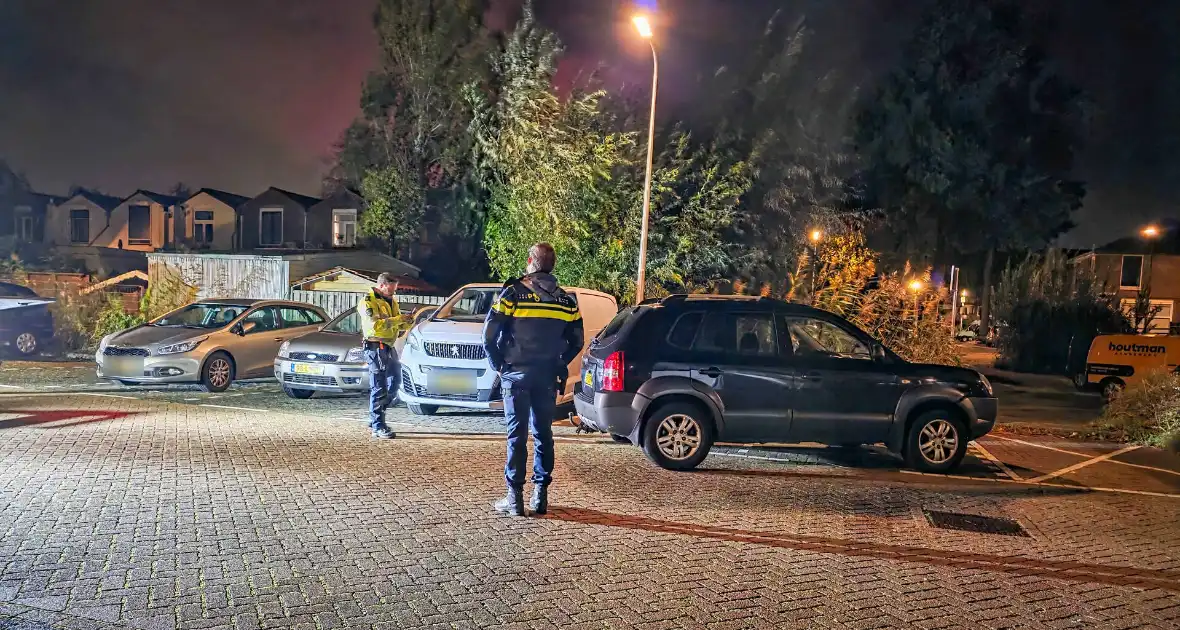 Korte achtervolging leidt tot arrestaties - Foto 3