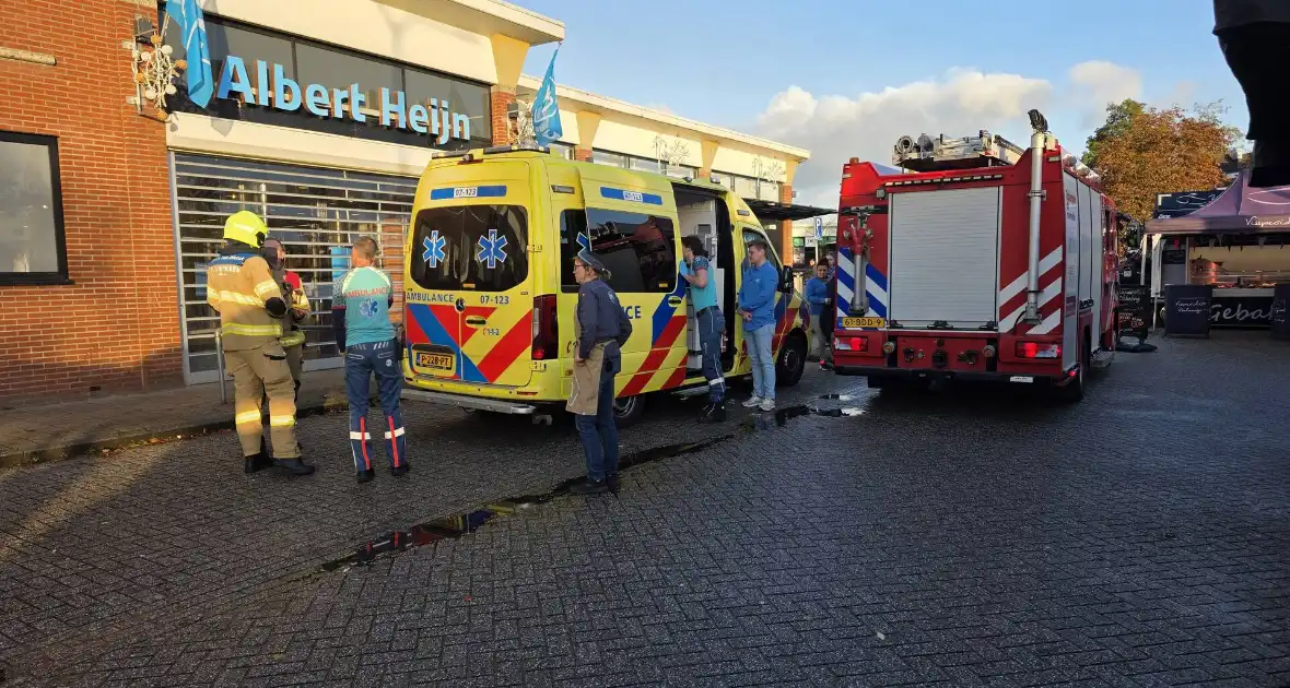 Medewerker supermarkt gewond bij ongeval met gevaarlijke stof - Foto 2