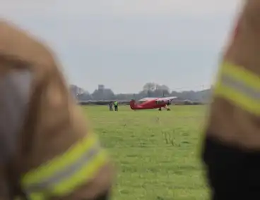 Vliegtuig maakt noodlanding zonder gewonden