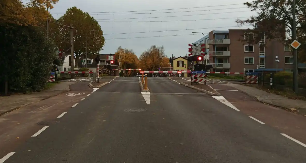 Defecte spoor overgangen zorgen voor verkeers chaos