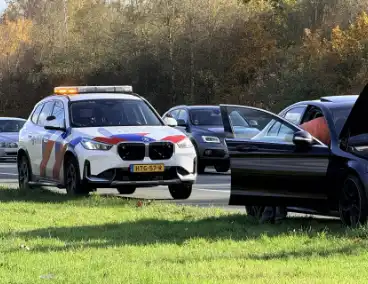 Brand in auto leidt tot afsluiting rijstrook