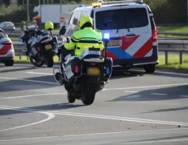 Zwaar ongeval tussen motor en voertuig leidt tot gewonde