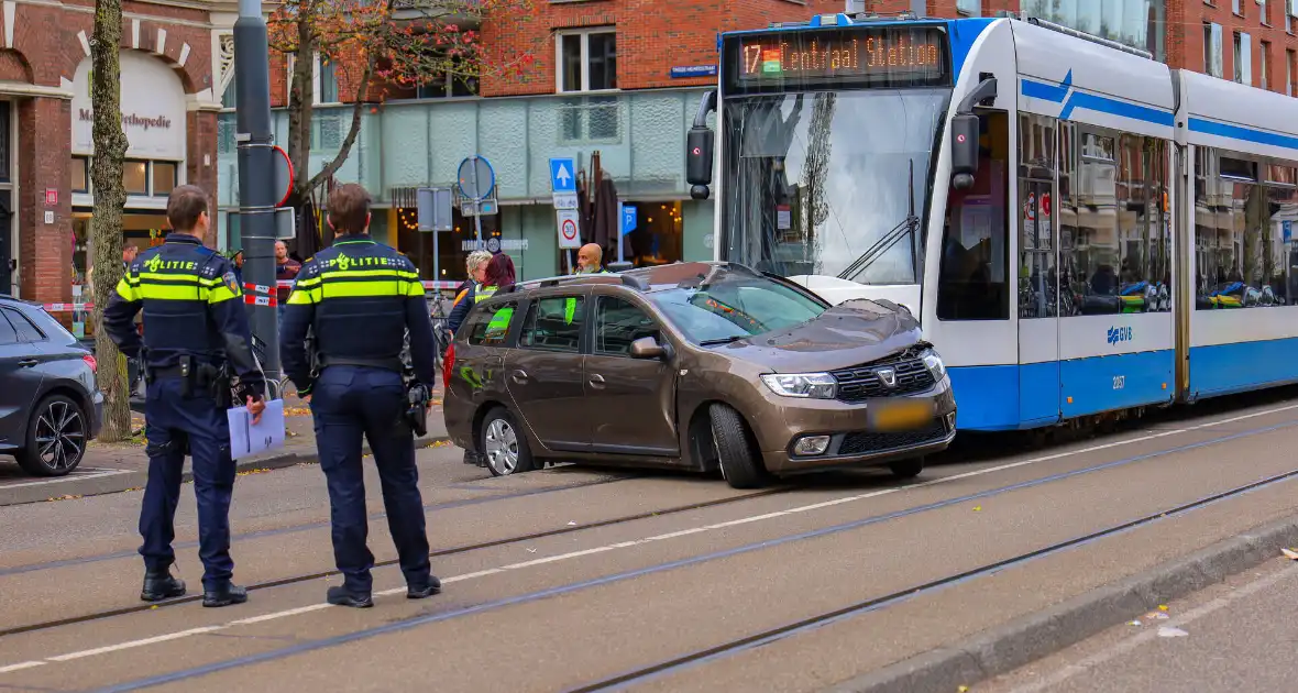 Meerdere gewonden bij aanrijding tussen auto en tram - Foto 2