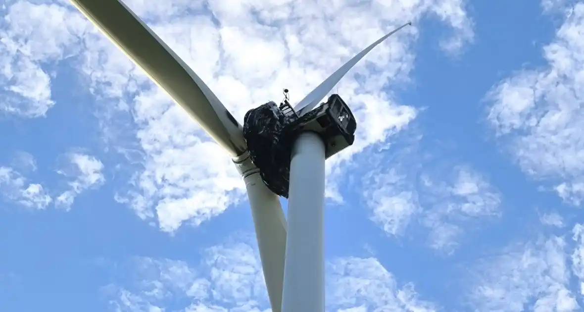 Herstel windmolen na brand vergt tijd