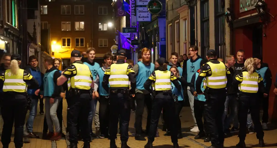 Binnenstad toneel van grote politie oefening - Foto 11