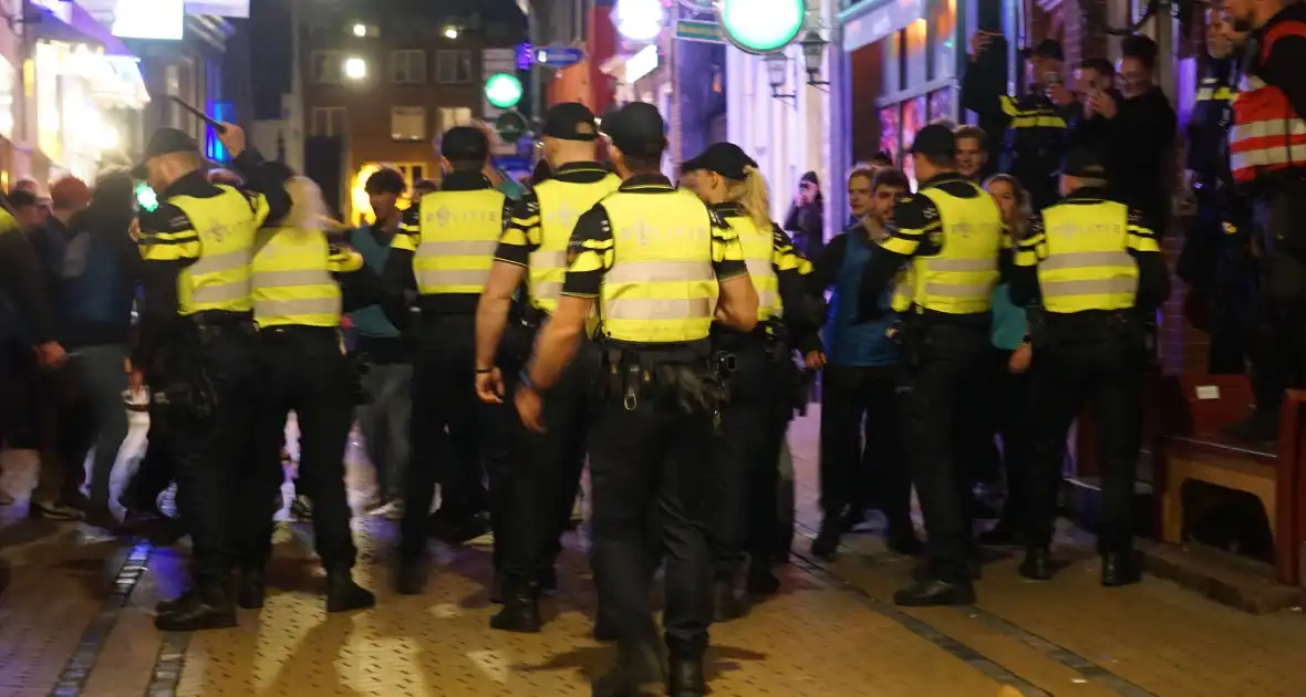 Binnenstad toneel van grote politie oefening - Foto 8