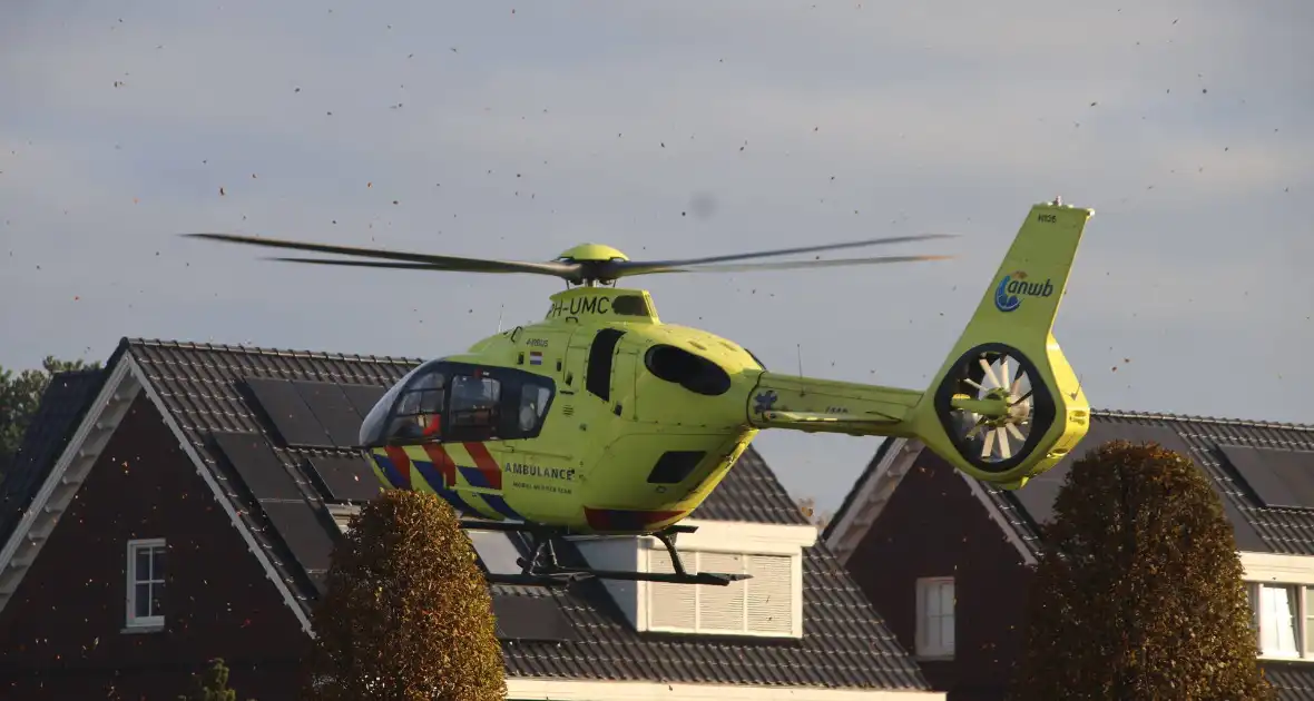 Zwaargewonde bij incident op rotonde - Foto 1