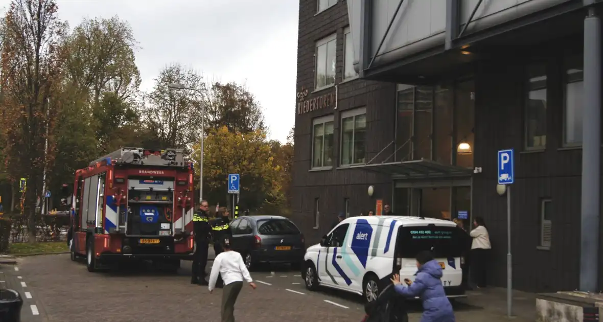 Brandweer ingezet na brandmelding - Foto 2
