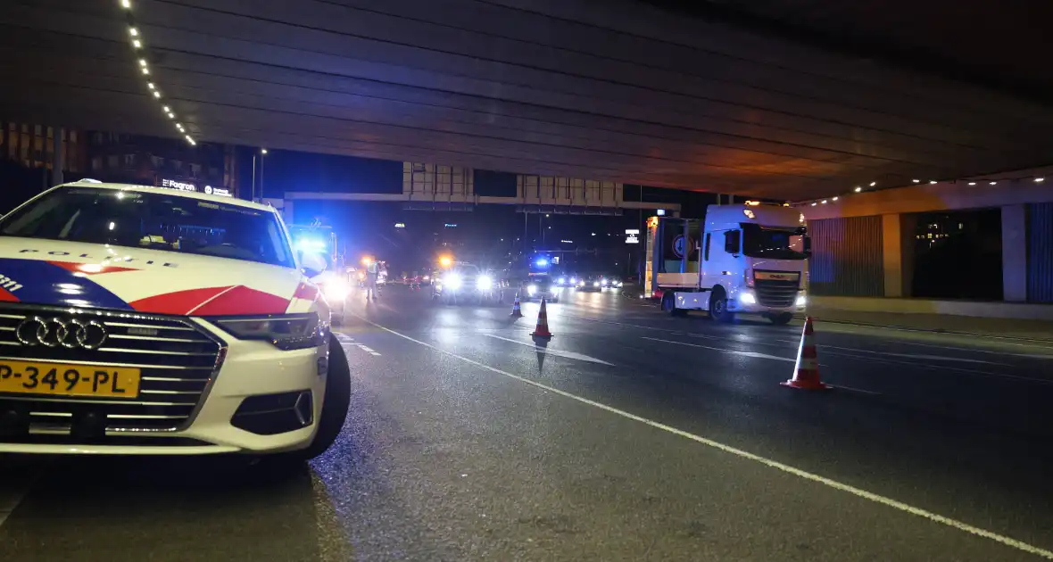 Vrouw gewond bij schietincident - Foto 1