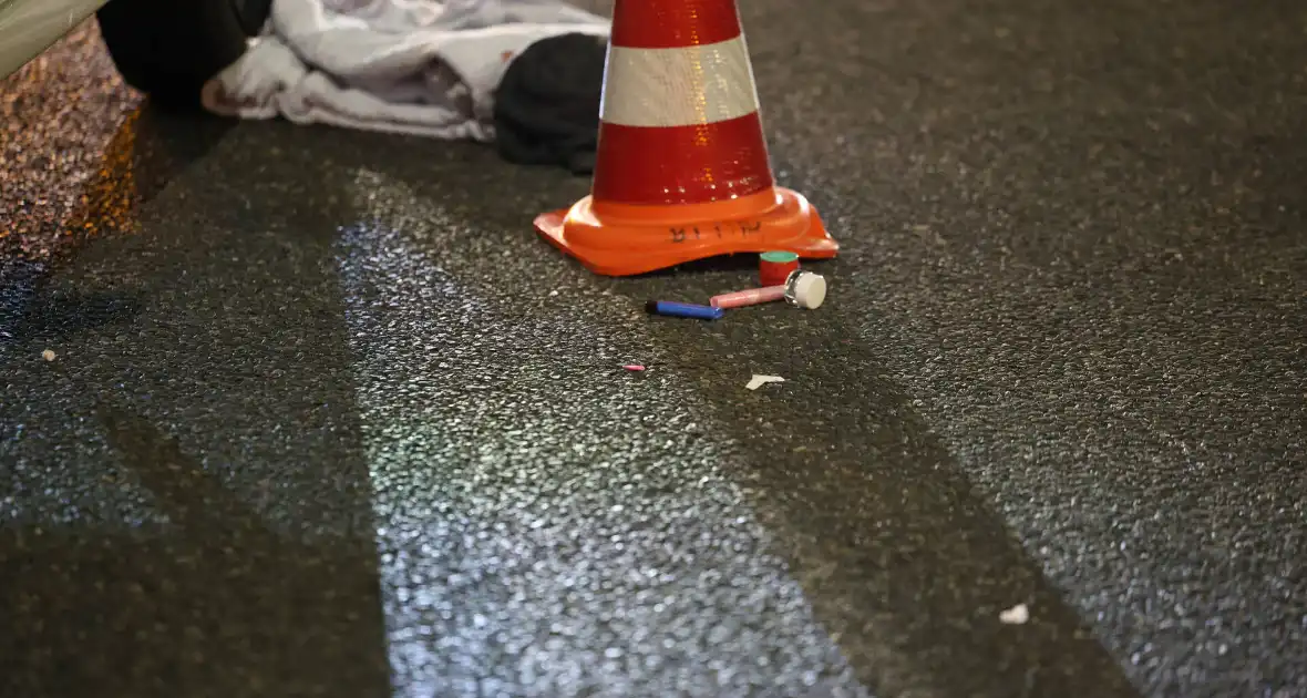 Vrouw gewond bij schietincident - Foto 10