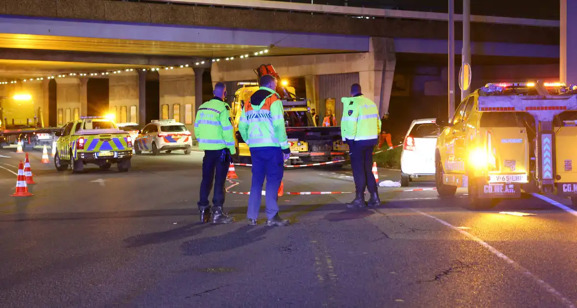 Vrouw gewond bij schietincident - Foto 18