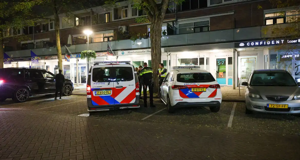 Vijf aanhoudingen en vondst van geld na drugsdeal - Foto 19