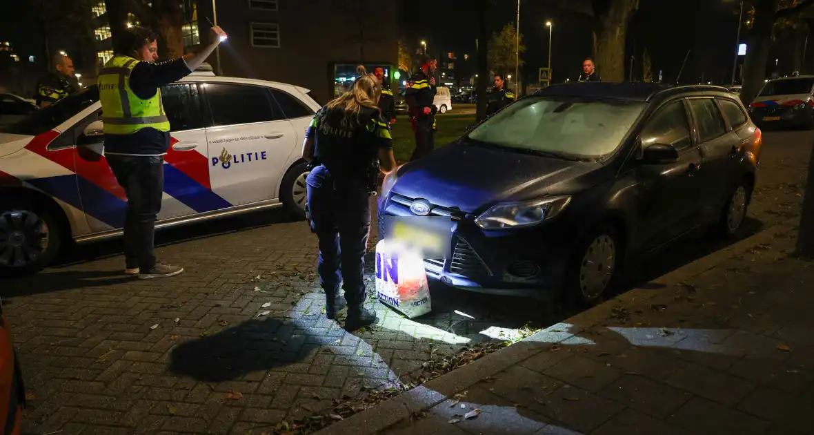 Vijf aanhoudingen en vondst van geld na drugsdeal - Foto 6