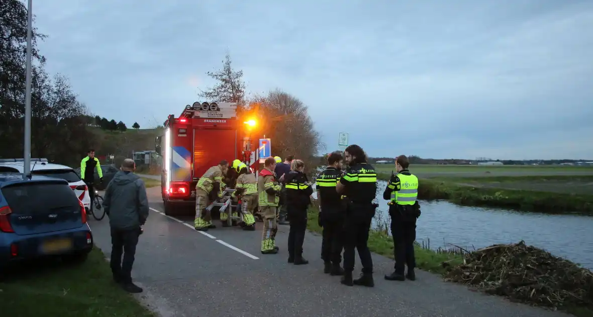 Hulpdiensten ingezet voor 'verdrinkend' schoeisel - Foto 2