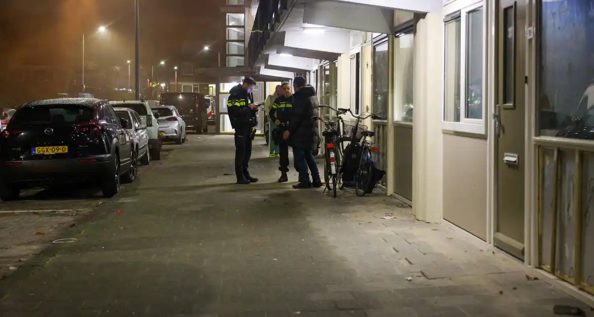 Woningbrand door noodsignaal met oranje rook - Foto 10