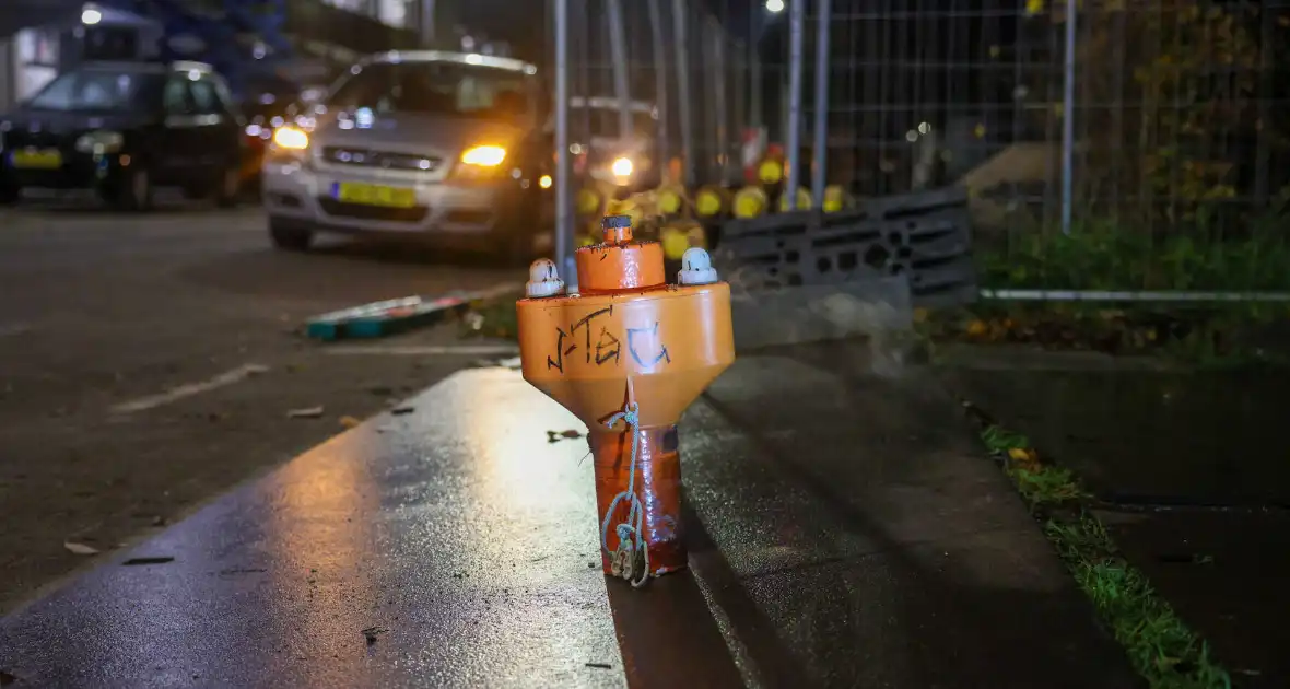 Woningbrand door noodsignaal met oranje rook - Foto 13