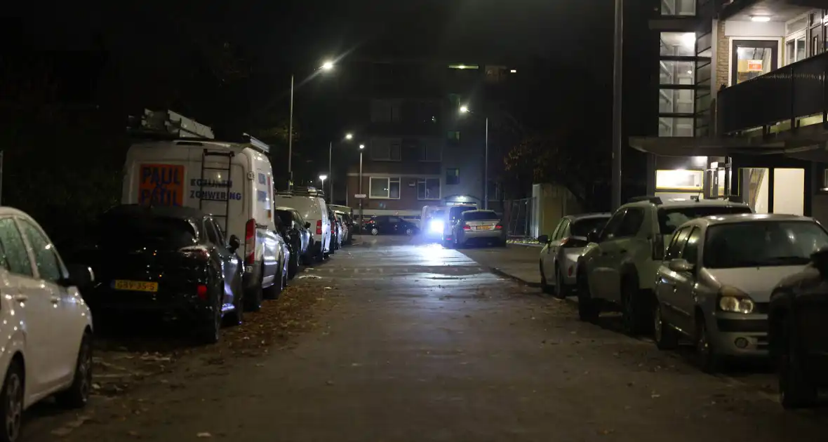 Woningbrand door noodsignaal met oranje rook - Foto 2