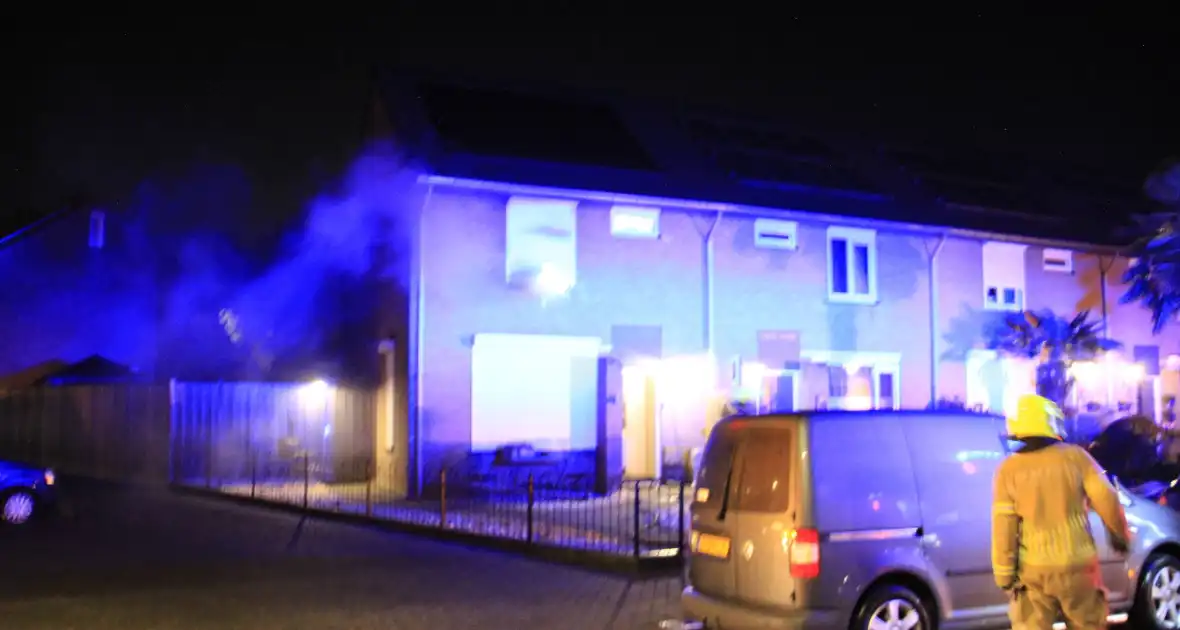 woningbrand leidt tot ontruiming van woningen - Foto 13