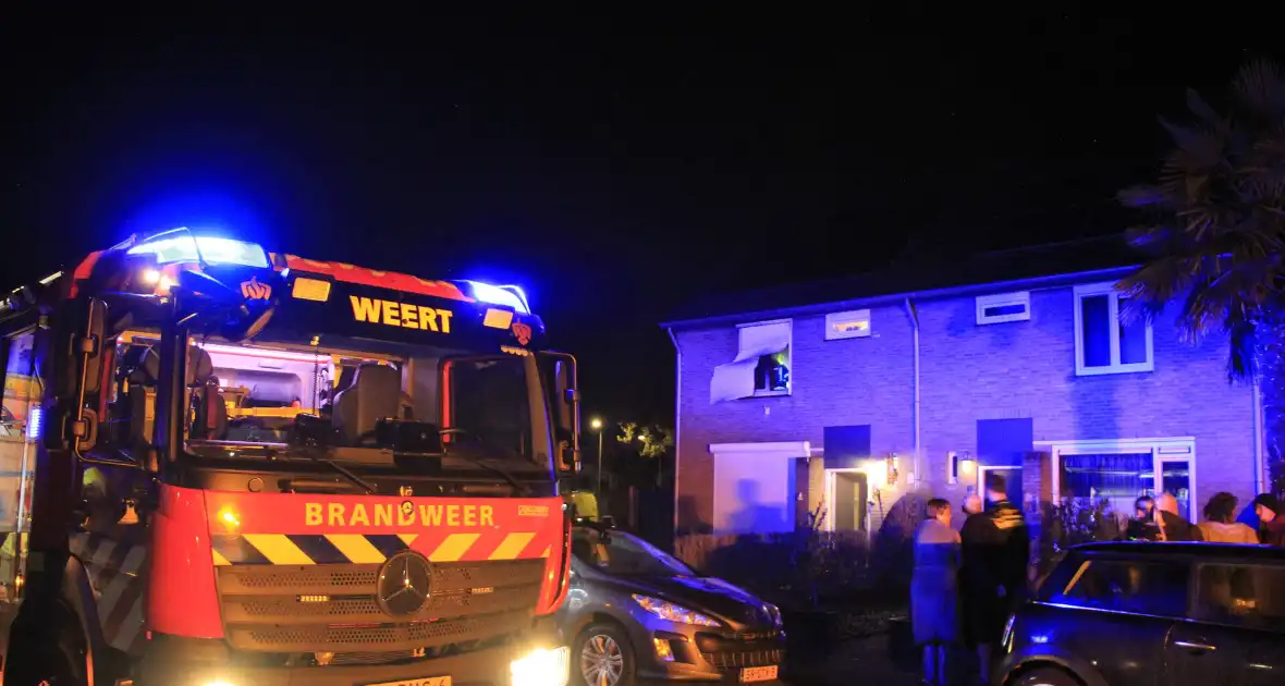 woningbrand leidt tot ontruiming van woningen - Foto 6
