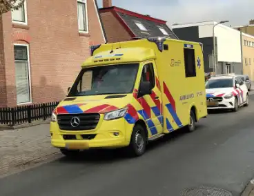 Fietser geschampt door bestelbus