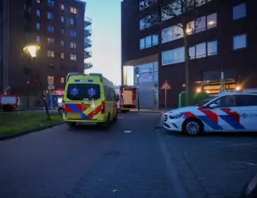 Liftmonteur valt drie meter in schacht