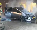 Auto verwoest na mogelijke brandstichting